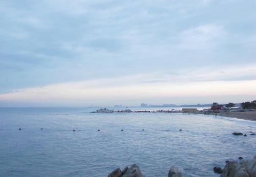 秦皇岛，历史与现代交融的沿海明珠